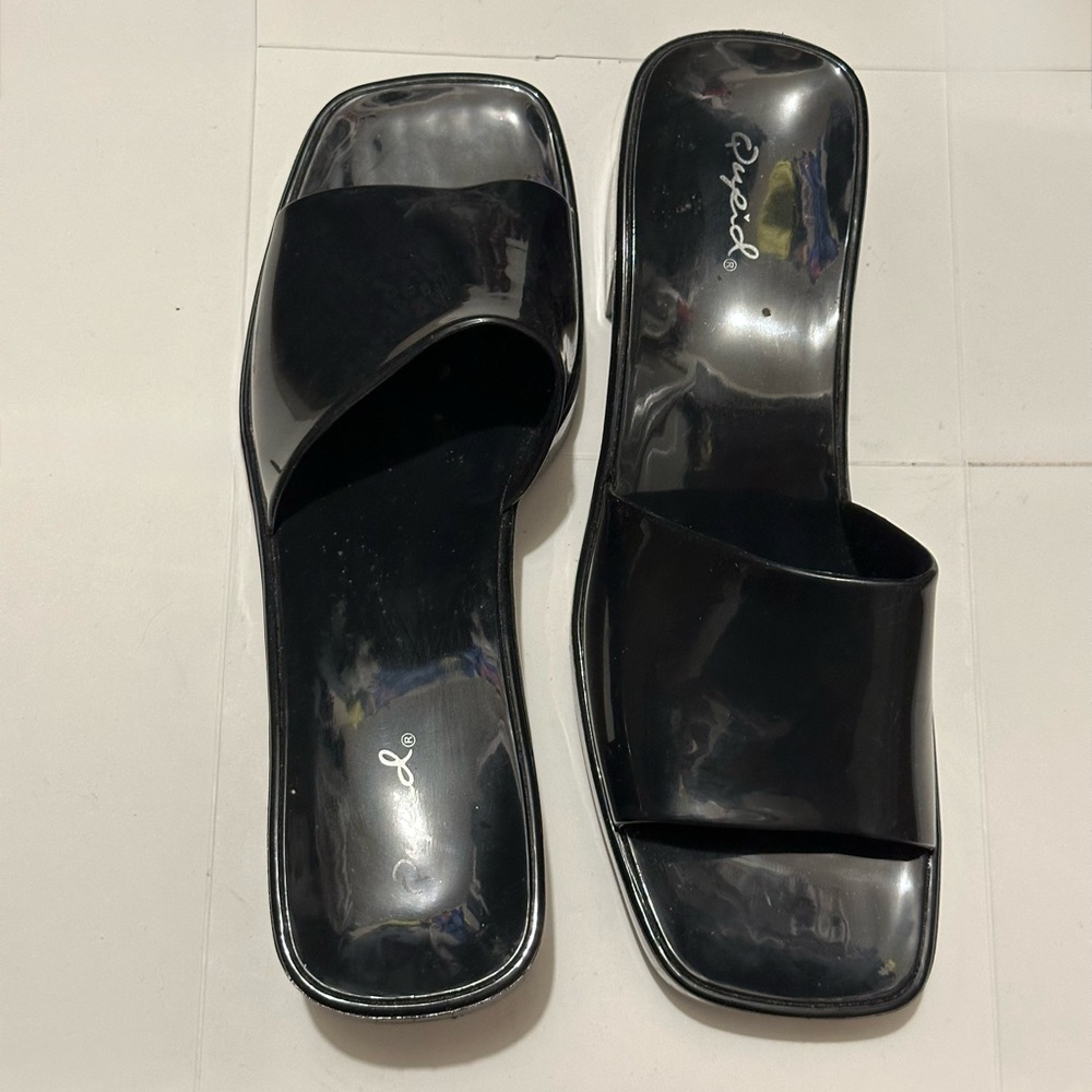 Qupid PVC Black Mules